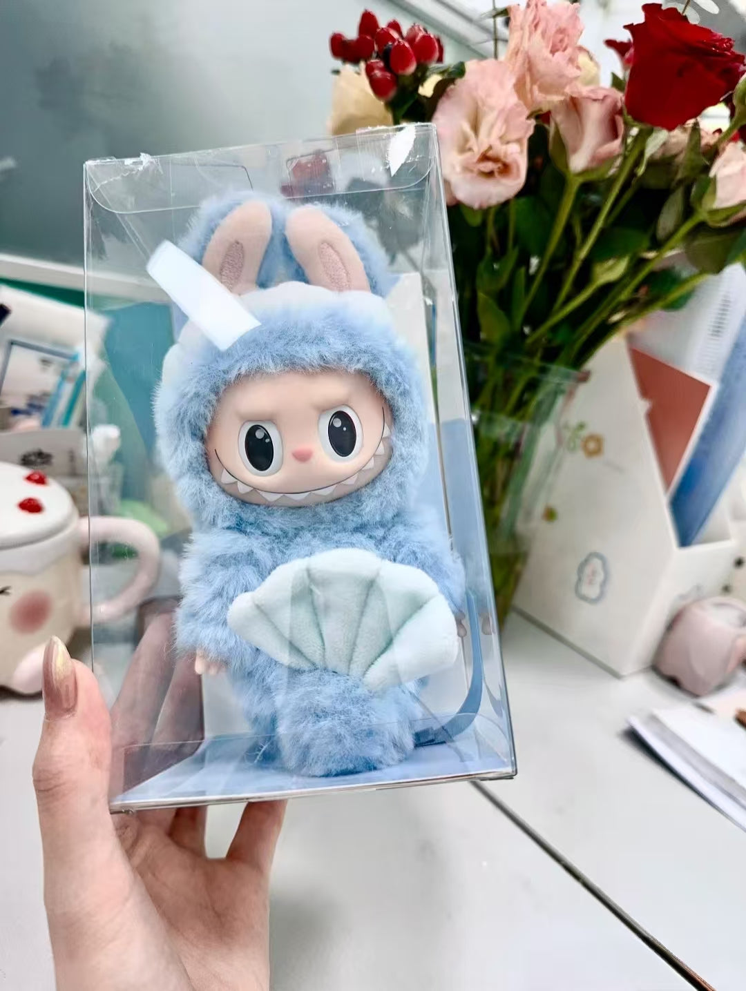 LABUBU Hide and seek(Singapore) rubber-lined plush dol