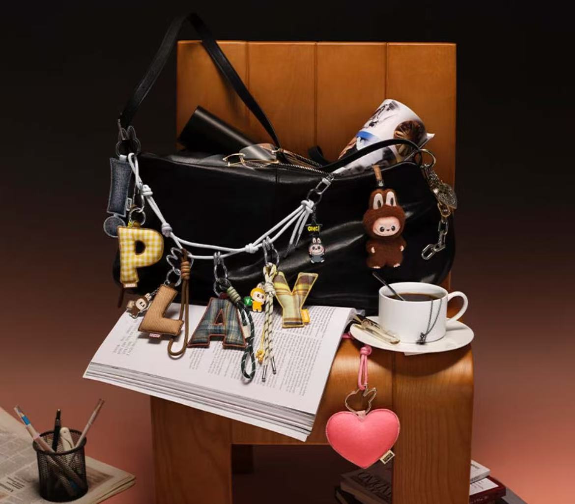 (A-M)THE MONSIERS PIN FOR LOVE SERIES-Alphabet pendant blind box